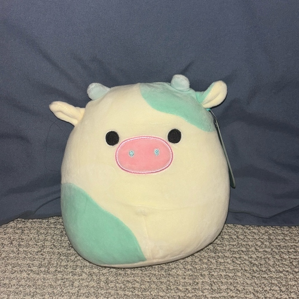 NWT Belana Cow Squishmallow 7”